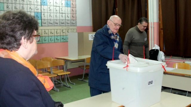 1ec7169c-75aa-400c-a56e-db7c63f2e2ff