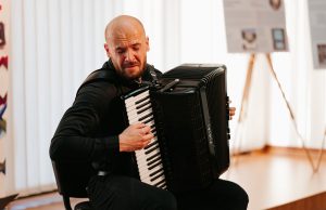 Tuzlanska publika uživala u izvedbama glazbenika Azmira Halilovića