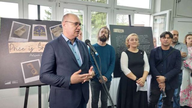 Price iz Srebrenice izlozba Fena