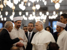 Papa posjetio istanbulsku Plavu džamiju