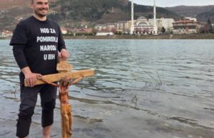 Sjećate li se hodočasnika Josipa Jelinića s Križem? Sada donosi pjesmu o pomirenju među narodima u BiH