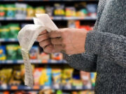 Građani BiH plaćaju cijenu globalnih kriza. Potrošačka košara skočila na gotovo 3.400 KM