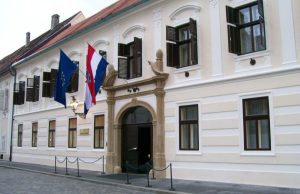 Objavljen javni poziv za projekte povratka Hrvata u BiH, evo tko može podnijeti prijavu i do kad je rok