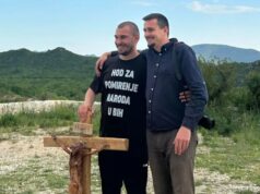 Haris je pratio Josipa na Križnom putu, postio za žrtve Srebrenice i snimio film koji je uvršten na Sarajevo Film Festival